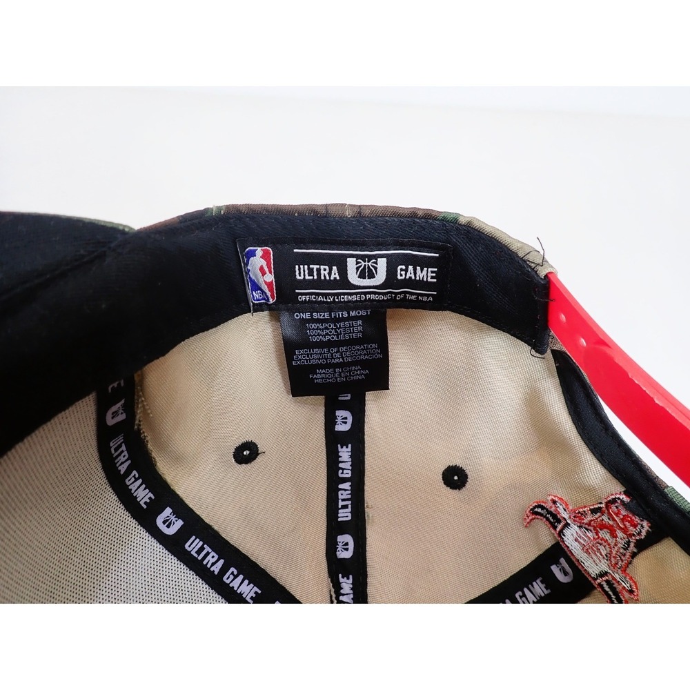 Ultra Game NBA Chicago Bulls Camo Snapback Hat Red Embroidered Adjustable Cap - Picture 7 of 9
